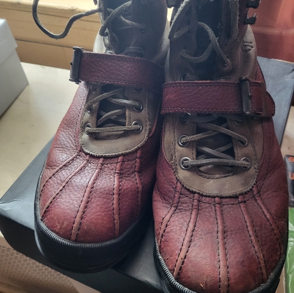 Polo High-Top Boots in Burgundy and Olive Size 10.5 The Condition Is Good, - Picture 9 of 9
